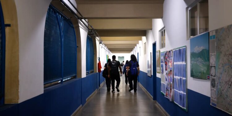 Bullying escolar atinge 40% dos adolescentes, aponta IBGE