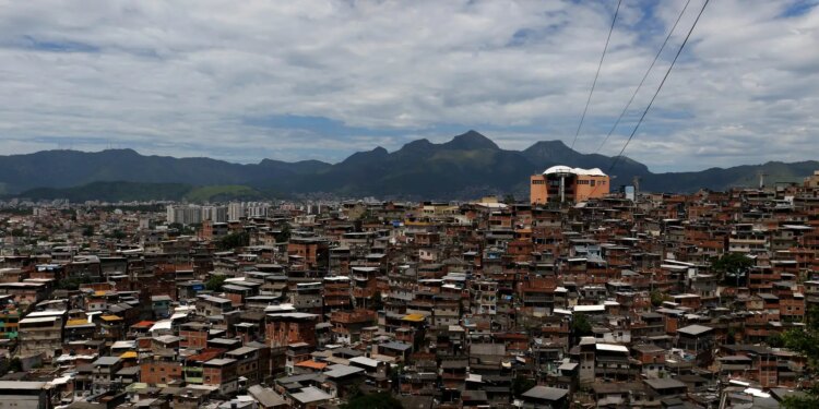 Crianças e jovens unidos em luta contra o racismo ambiental