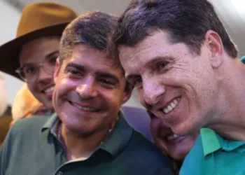 ACM Neto anuncia intenção de convidar Zé Cocá para compor chapa como vice