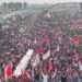 Multidões no Irã celebram o 40º dia da morte de Khamenei, líder supremo do país.