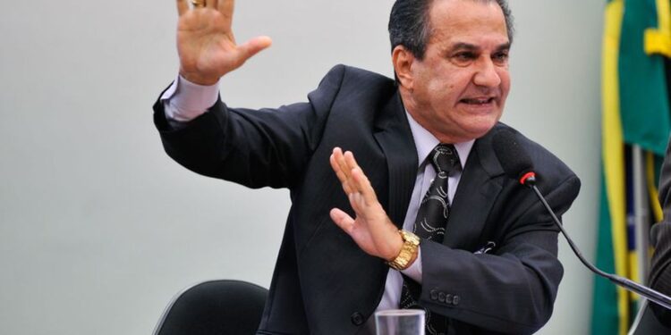 Malafaia é denunciado ao STF por declarações críticas a generais do Exército.