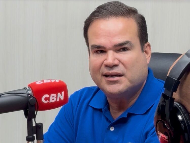 Promessa ou encenação? Cacá Leão detona falta de avanço na ponte Salvador-Itaparica