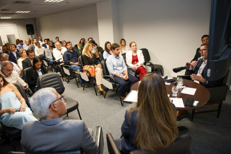 ACB lança Câmara de Urbanismo em Salvador e apresenta edital de venda do antigo prédio da Embasa