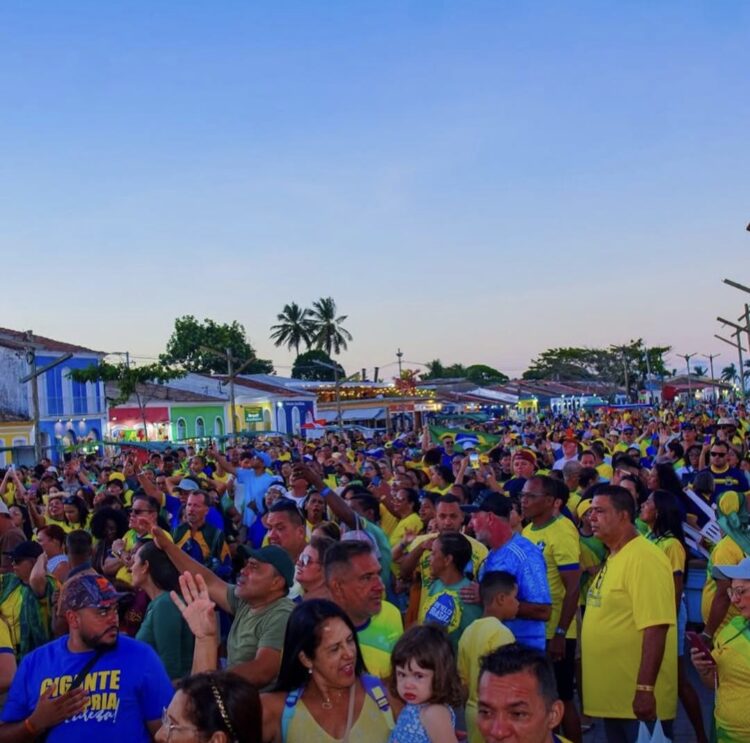 Marcha pelo Resgate fortalece fé em Porto SeguroEvento evangélico contou com as presenças do deputado federal Leo Prates e da deputada estadual Kátia Oliveira