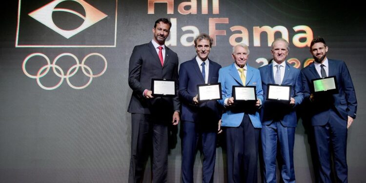 Hall da Fama do COB homenageia lendas do esporte olímpico brasileiro