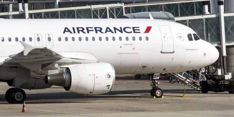 Justiça francesa condena Airbus e Air France por acidente de 2009.