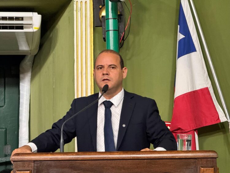 Oposição garante avanços no Plano de Segurança e Randerson Leal tem projetos aprovados na Câmara de Salvador