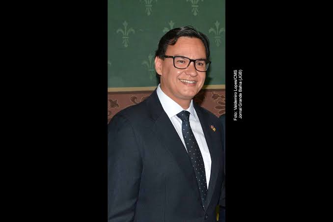 Sosthenes Macedo receberá a Comenda 2 de Julho por trajetória na gestão pública