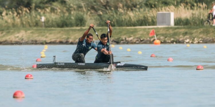 Brasil conquista bronze histórico na Copa do Mundo de canoagem.