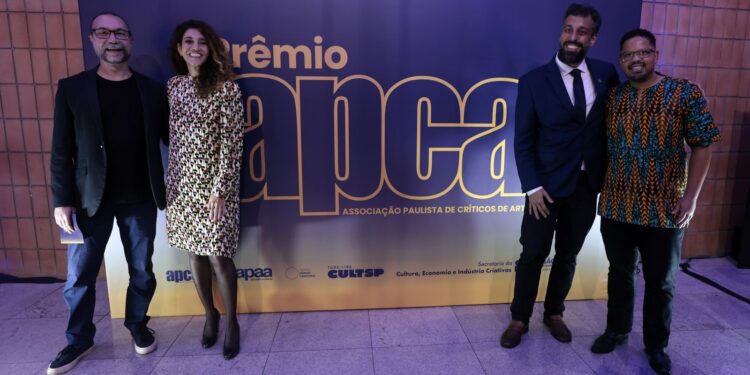 Rádio Nacional celebra vitória no Prêmio APCA com o programa Tarde Nacional SP.