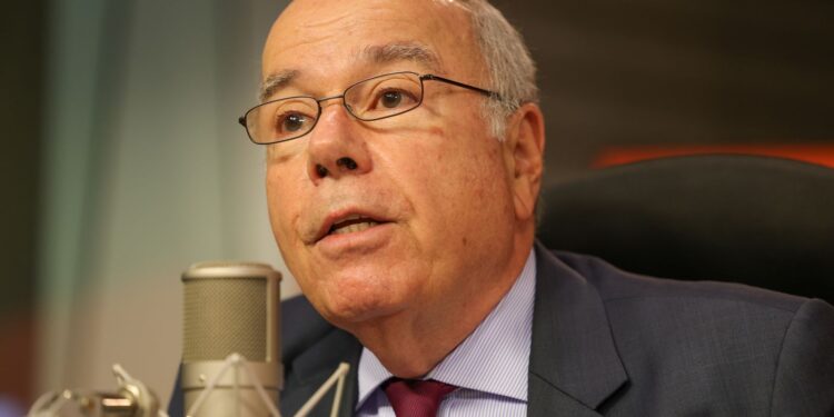 Vieira viaja a Pequim para reunião bilateral com governo chinês.
