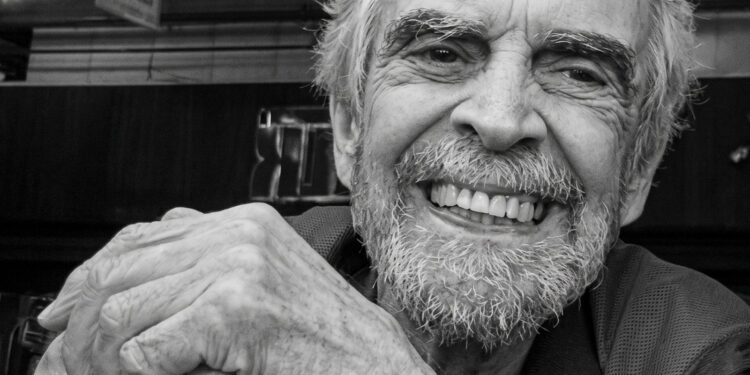Jornalista e pesquisador Vladimir Sacchetta morre aos 75 anos