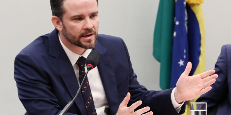 Durigan e ministros do STF debatem temas explosivos do Congresso.