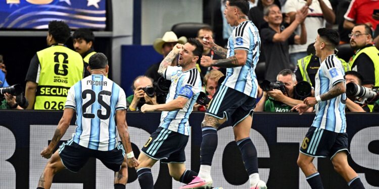Resultados da segunda‑feira (22) na Copa: placares e destaques dos confrontos.
