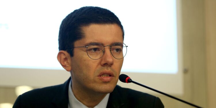 Exportações brasileiras para os EUA registram queda de 14% em maio.