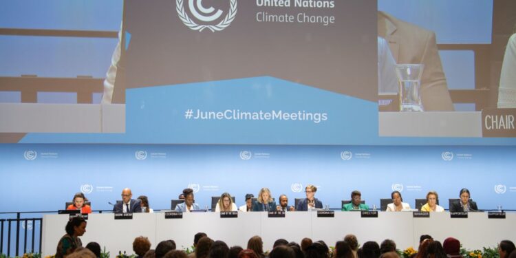 Conferência de Bonn avança pouco e deixa impasses para a COP31.