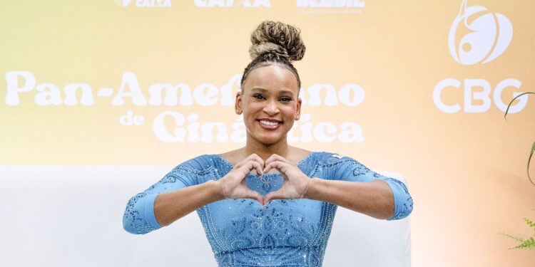 Rebeca Andrade conquista ouro e brilha novamente no Pan de ginástica artística