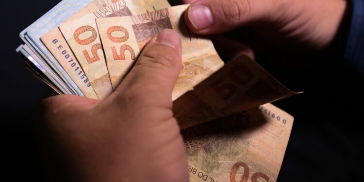 Caixa inicia pagamentos do Bolsa Família referente a junho.