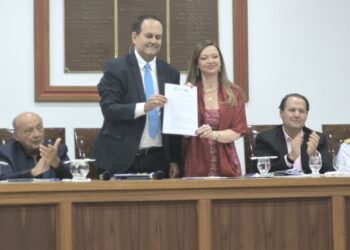 Associação Comercial da Bahia reúne lideranças para debater os impactos das guerras contemporâneas na economia