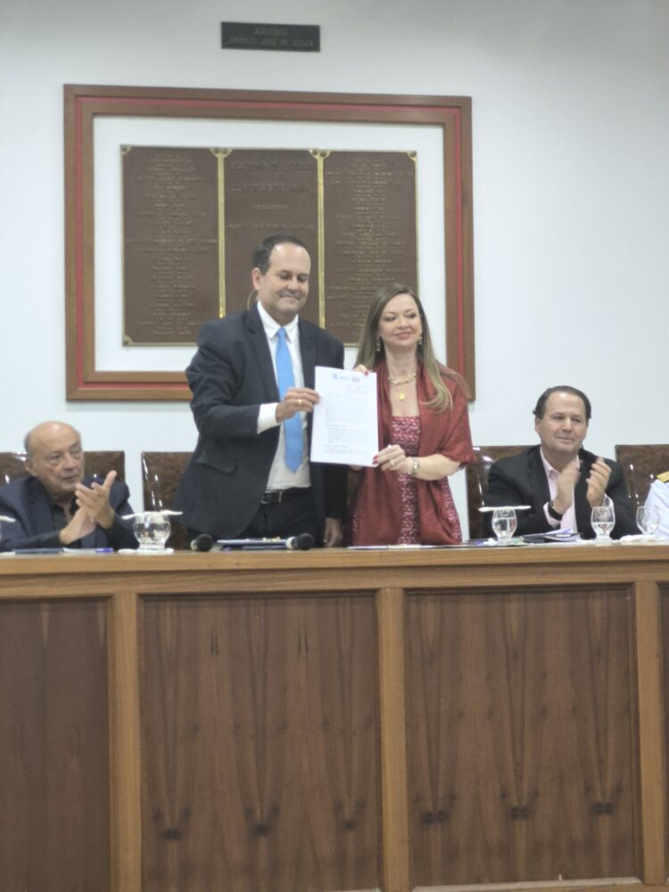 Associação Comercial da Bahia reúne lideranças para debater os impactos das guerras contemporâneas na economia