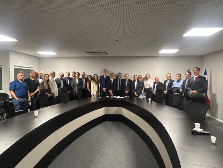 ACB reúne Receita Federal para esclarecer impactos da Reforma Tributária sobre micro e pequenas empresas