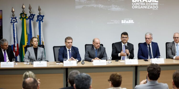 Escritório Antifacção do Rio integra forças estaduais e federais para combater crime organizado