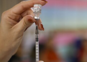 Vacinação reduz prevalence de HPV entre jovens, revela pesquisa