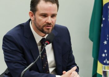 Fazenda libera empréstimo de R$ 12,9 bilhões com aval da União