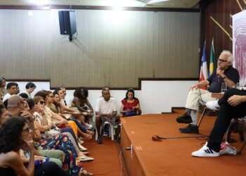 Memória é fundamental na literatura, diz Milton Hatoum