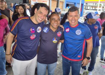 Ao lado do prefeito Del, Leo Prates reforça parceria e promete ampliar investimentos em Simões Filho