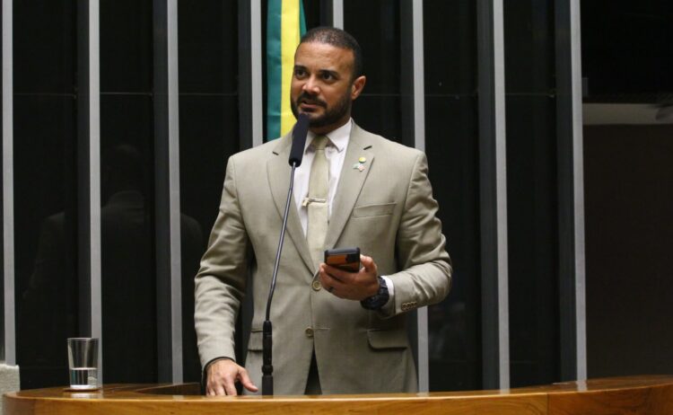 Capitão Alden atinge 2.286 propostas legislativas apresentadas na Câmara