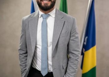 Felipe Manassés consegue aprovação de projeto contra publicidade de bets em Lauro de Freitas