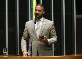 Capitão Alden sai em defesa de PMs envolvidos em prisão de ex-prefeito