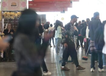 Ferroviários mantêm greve por falta de garantia de empregos