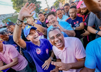 ACM Neto e Prefeito Del fortalecem parceria e mostram força política em Simões Filho