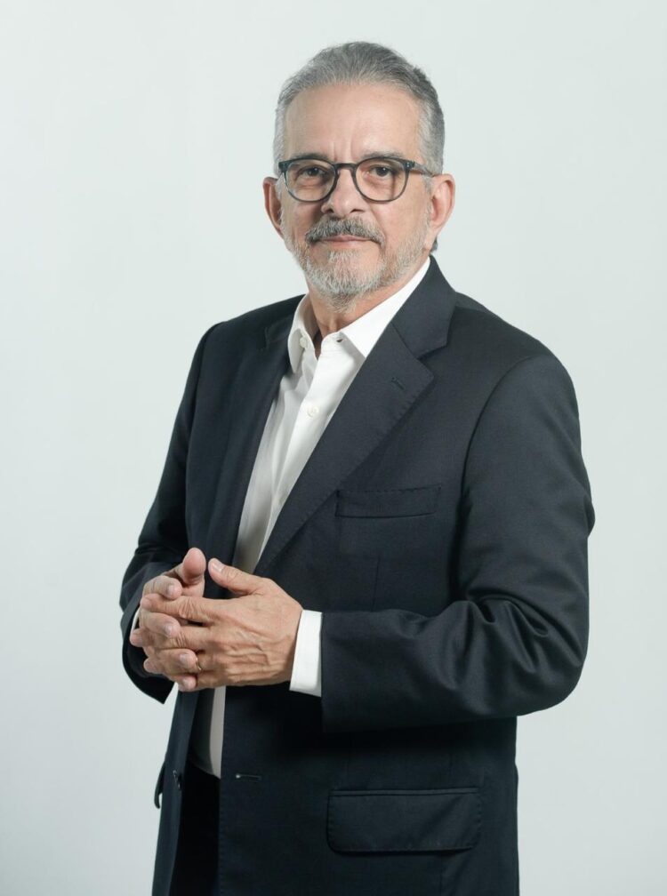 Diálogos que Transformam: Antonio Lavareda debate cenários políticos da Bahia e do Brasil às vésperas das eleições de 2026