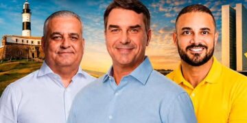 Flávio Bolsonaro reafirma apoio a reeleição de Capitão Alden