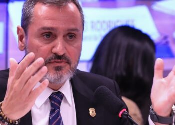Andrei Rodrigues nega que PF monitorou ministro André Mendonça