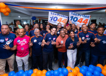 Noite de festa e mobilização marca inauguração do comitê de Leo Prates em Simões Filho