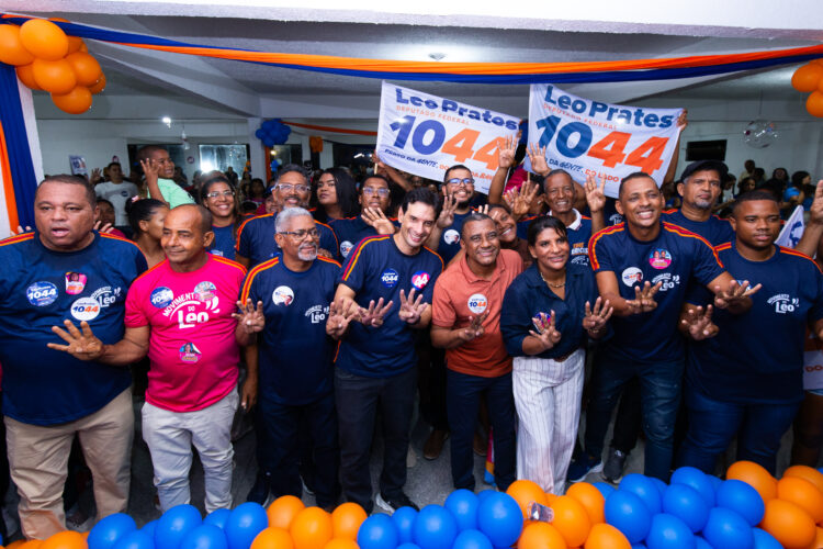Noite de festa e mobilização marca inauguração do comitê de Leo Prates em Simões Filho