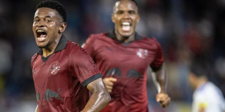 Bragantino vence Cruzeiro e fecha a rodada do Brasileiro