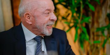 Lula entregará ao TSE amanhã pedido de abertura de sigilo