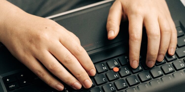Estácio promove capacitação online em Inteligência Artificial