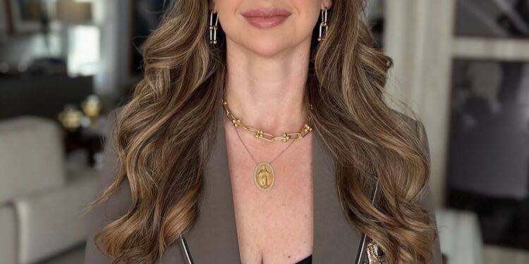 “O empresário é importante para o desenvolvimento social”, afirma Isabela Suarez, presidente da ACB