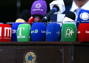 Eleições: jornalistas sofreram mais de 14 mil ataques em redes sociais