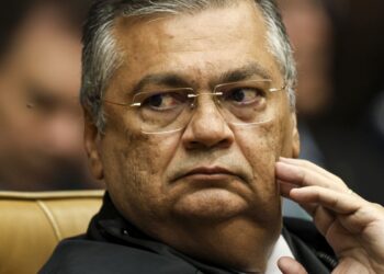 Edson Fachin ordena PF investigar ameaças a Flávio Dino