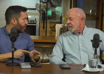 Lula participa de live do “Exército” e estimula idosos a votarem