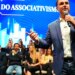 Flávio visita pai em prisão domiciliar e recebe apoios em São Paulo