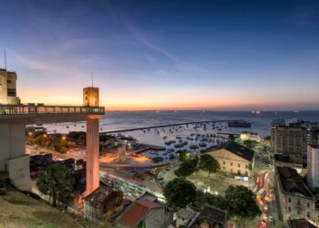ACM Neto perde 245 mil votos em Salvador, enquanto Jerônimo cresce 71 mil
