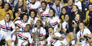 São Paulo segura Corinthians e conquista o primeiro título brasileiro